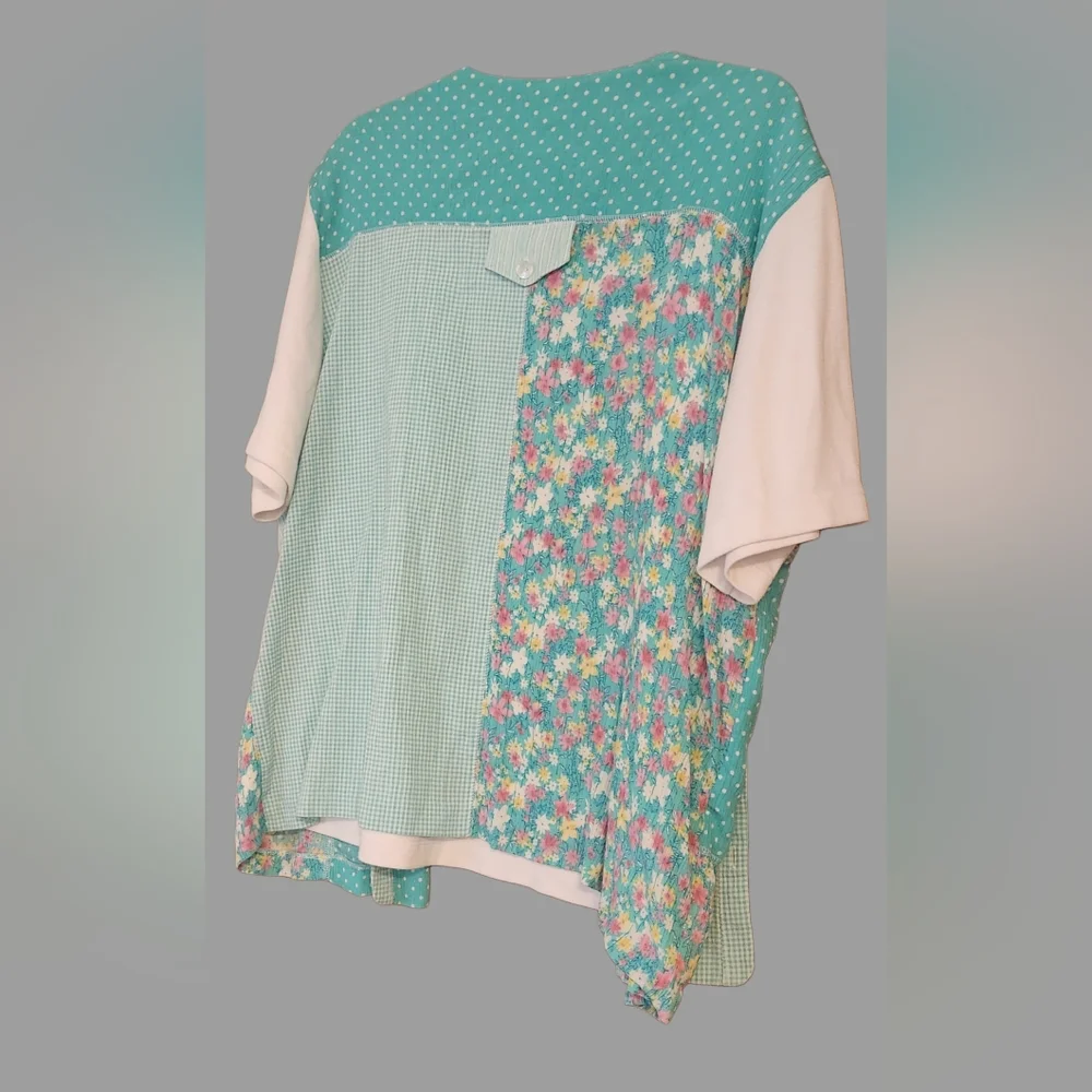 Women's Mint Patchwork Capris Set with Cream Tee